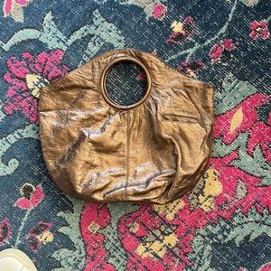 Giorgia - Truffle
HOBO